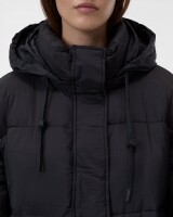 closed  puffer jacket zwart