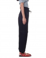 ganni washed satin pocket pants zwart