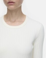 closed  t shirt rib ecru