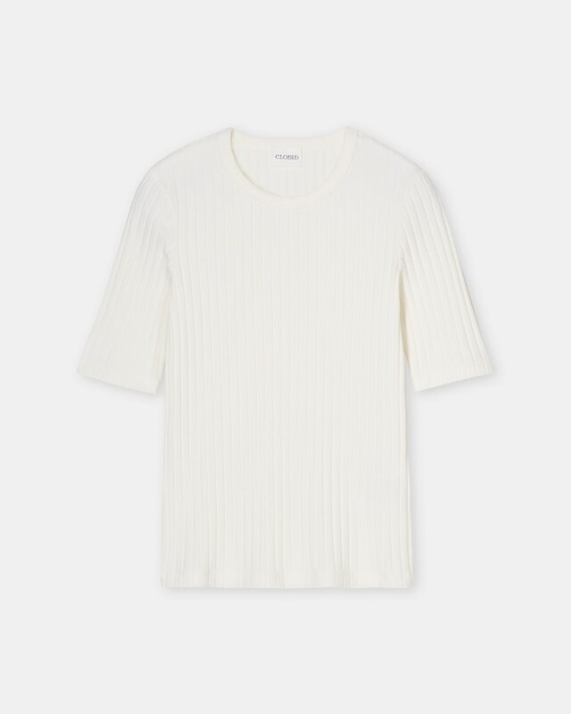 closed  t shirt rib ecru