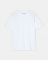 closed  t-shirt wit